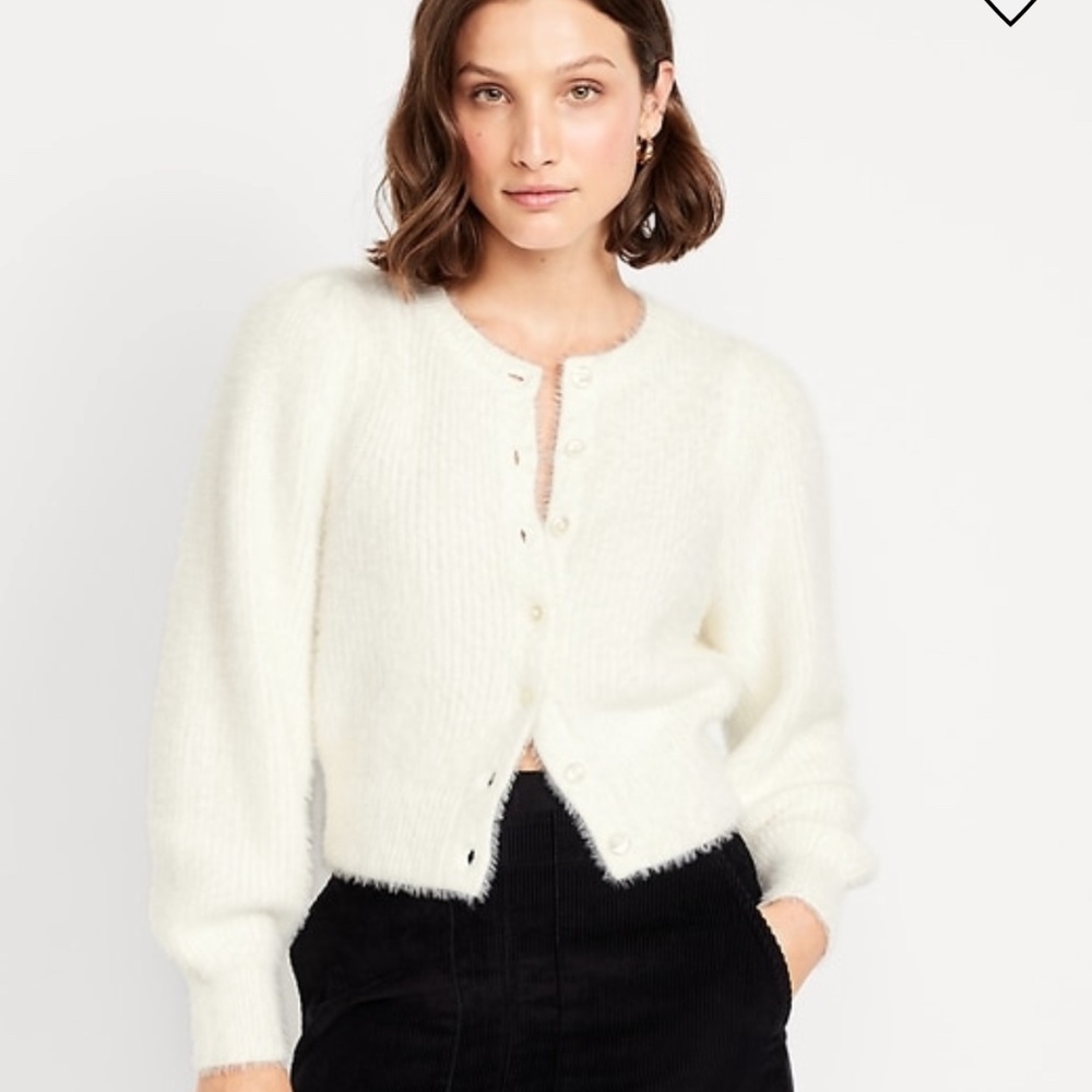 NWT Old Navy Cropped eyelash cardigan - BROWN size SP